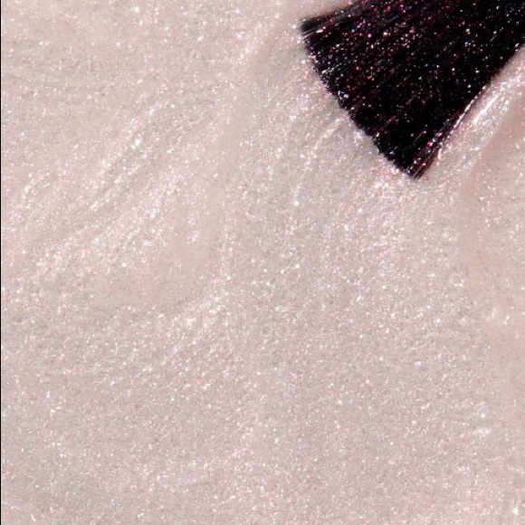 OPI Infinite Shine 2 Throw Me A Kiss NWOT - Picture 2 of 4